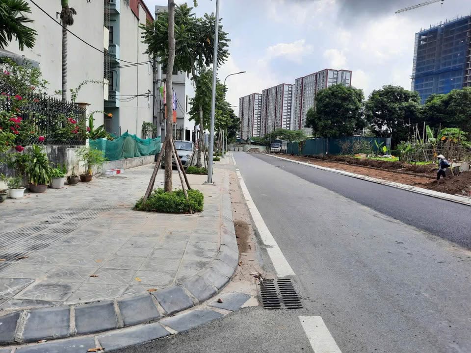 HIẾM! Đất Ngọc Thụy TĐC gần công viên, DT khủng 320M,MT 16M,Ô tô 7 chỗ, Gía 48 Tỷ. - Ảnh chính